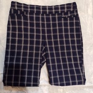 Maurices Patterned Elastic Waist Dress Pant Size Large Long.